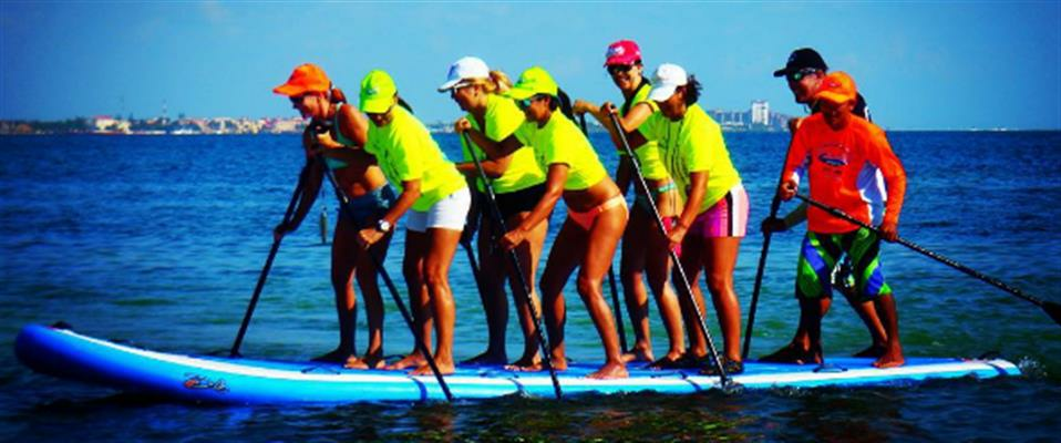 SUP Rental - SUPersized 18 foot board for 6 to 8 paddlers
